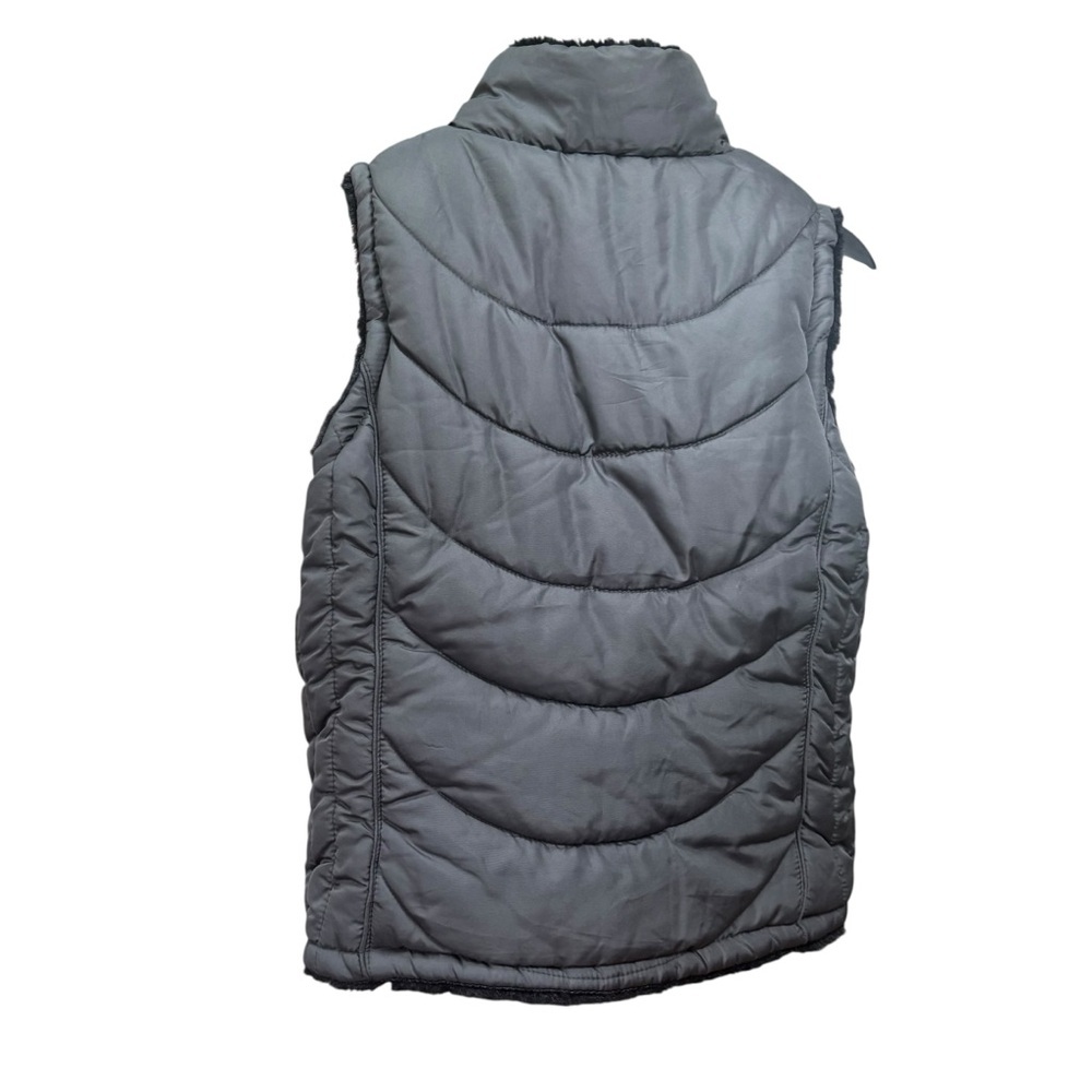 Faux Fur Cozy & Elegant Reversible Black & Grey Vest Women’s Size Small - Picture 5 of 5